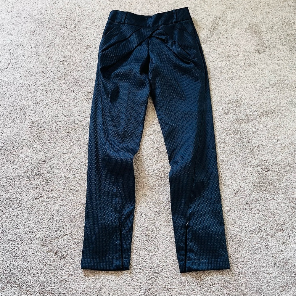 Giorgio Armani Brand New Dark Blue Silk Tapered Pants Trousers Size EU36